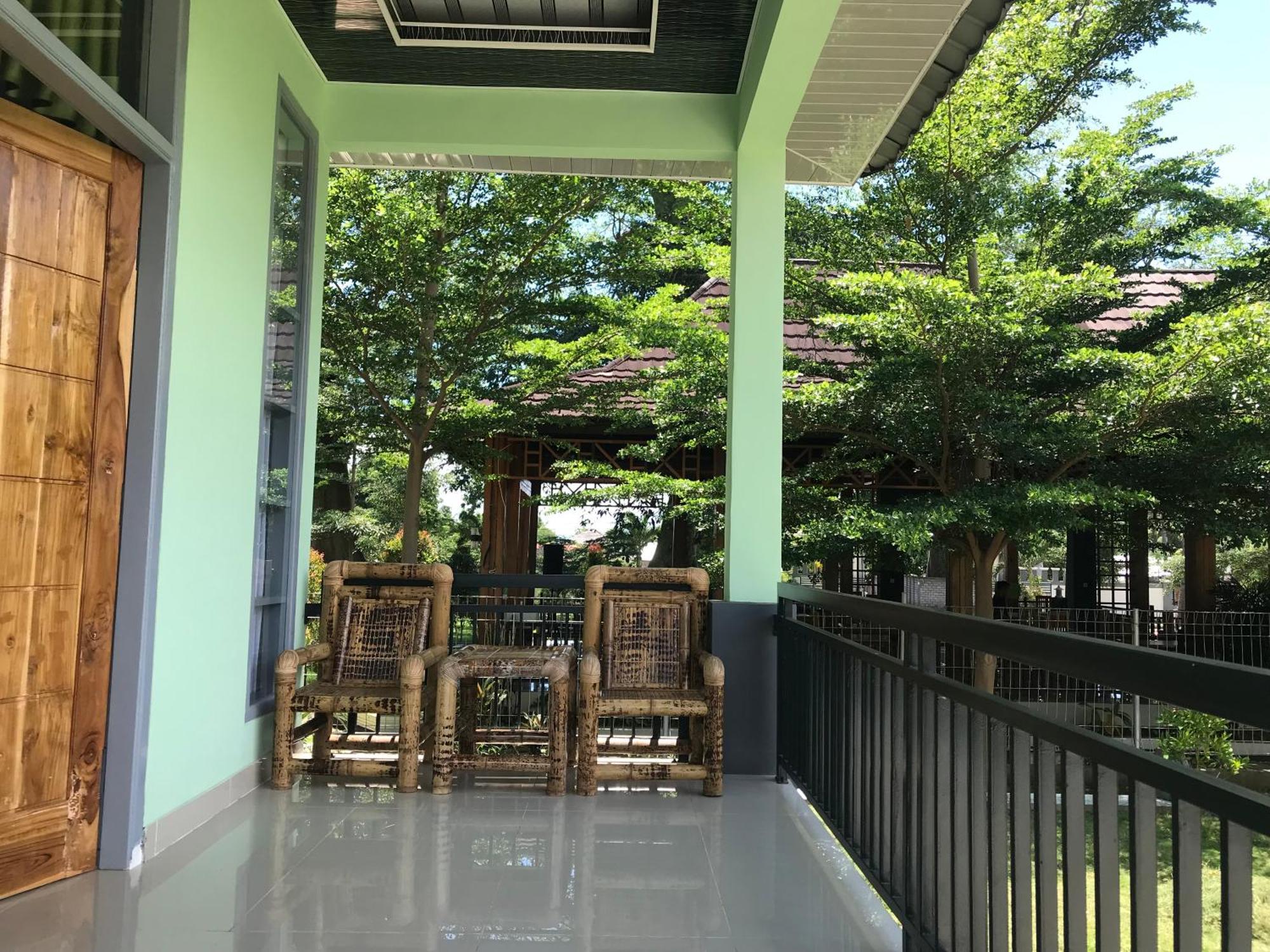 Pohon Purba Resort & Restaurant Labuhan Pandan Екстериор снимка