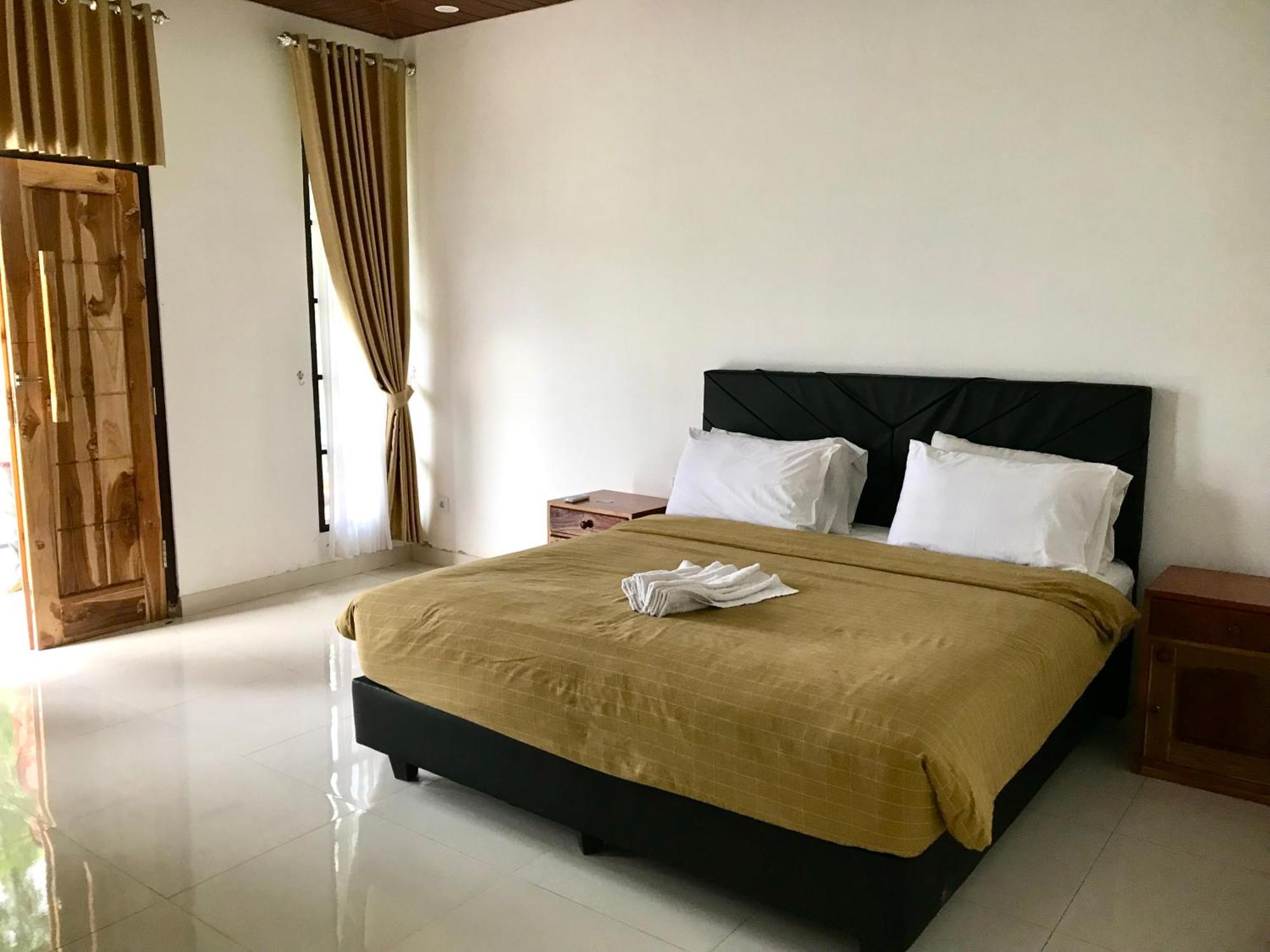 Pohon Purba Resort & Restaurant Labuhan Pandan Екстериор снимка