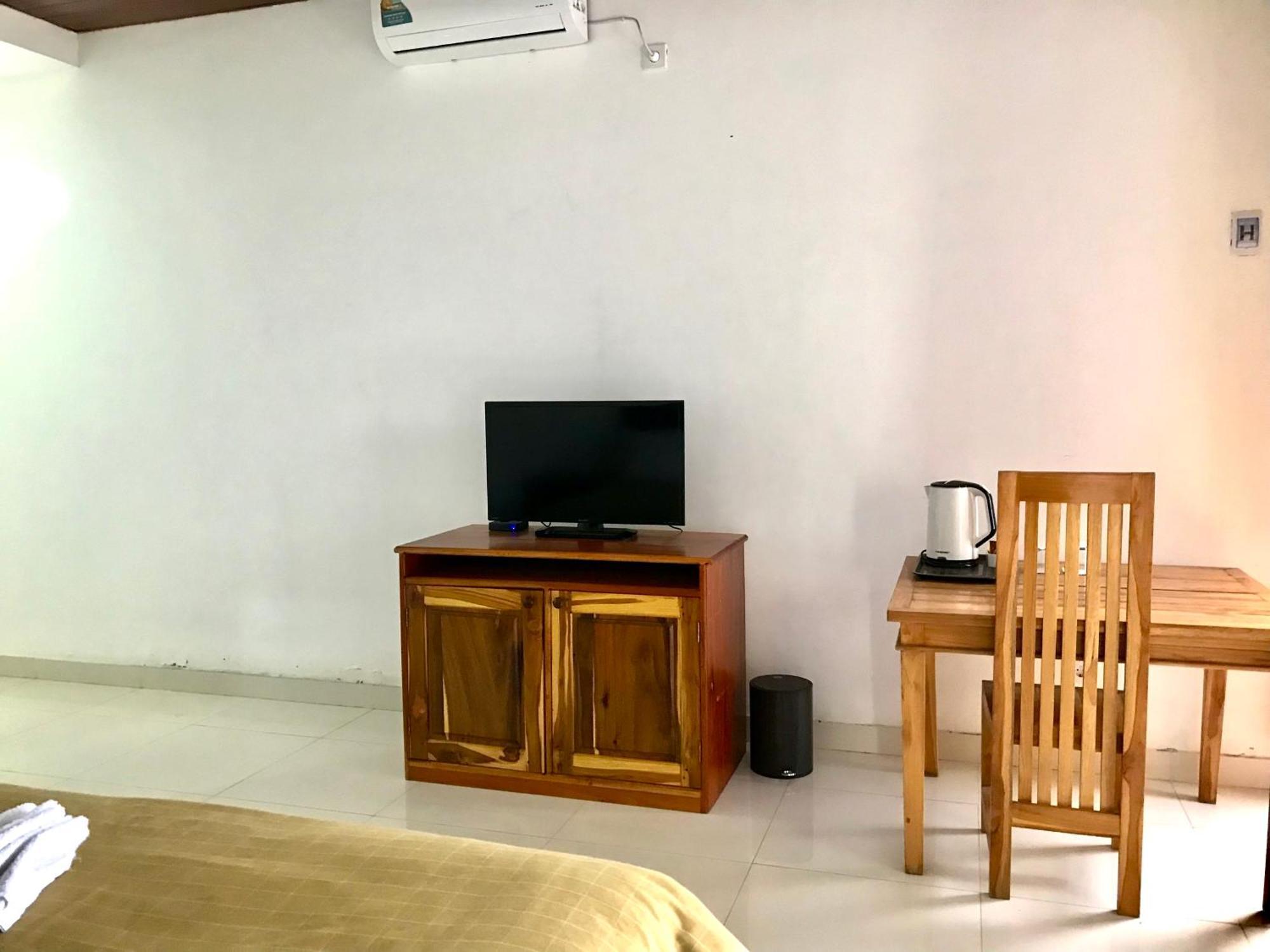 Pohon Purba Resort & Restaurant Labuhan Pandan Екстериор снимка