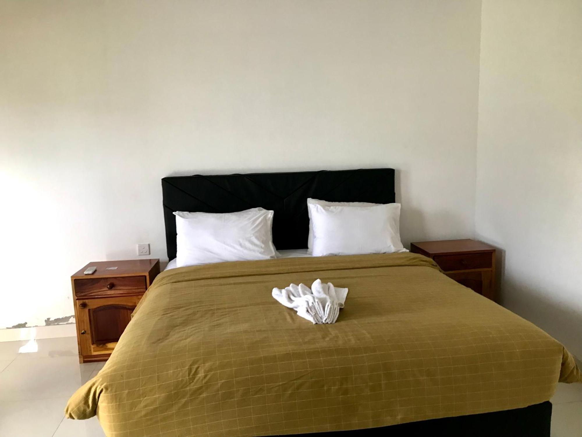 Pohon Purba Resort & Restaurant Labuhan Pandan Екстериор снимка