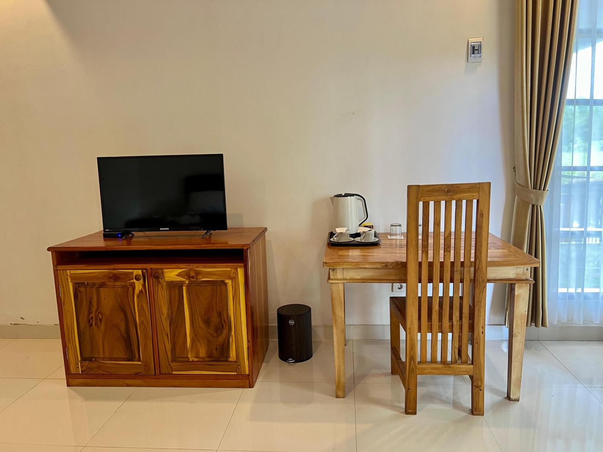 Pohon Purba Resort & Restaurant Labuhan Pandan Екстериор снимка